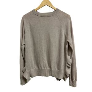 Autumn Cashmere women's oatmeal ruffled slit‎ hem sweater size Medium